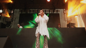 Julie McKnight live from the main stage last year 😀
